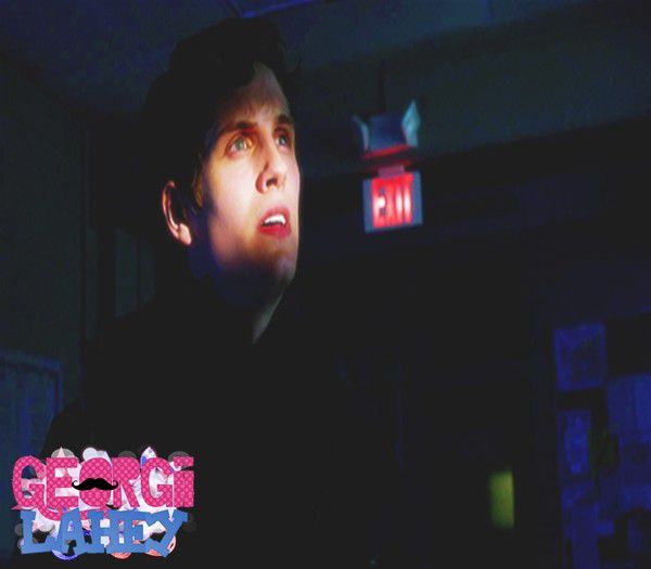 ♡♕_ ce ai auzit ? ;O :)) # klaus. am nevoie la baie =))) # merge ;-? oh saluut # peppz.