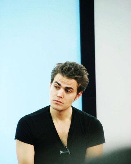 Sunteti asdfghjkl adorabili #z #i . Mi-e dor de blonda mea :( *se pune pe canapea* - here - episode 09 - done