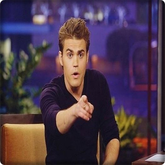 *o trage spre el cu viteza de vampir* Nu ma bagi in seama?Joci dur;;) #r