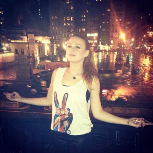 53 - Gizem Karaca