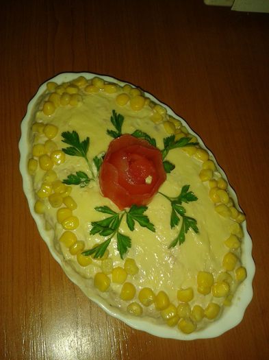 salata de ton cu maioneza