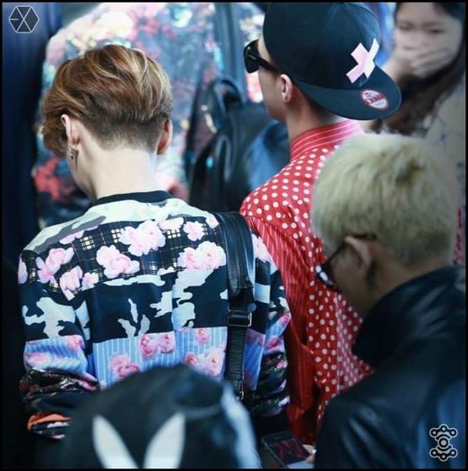 140405 Luhan @ Gimpo Airport Heading to Beijing.060