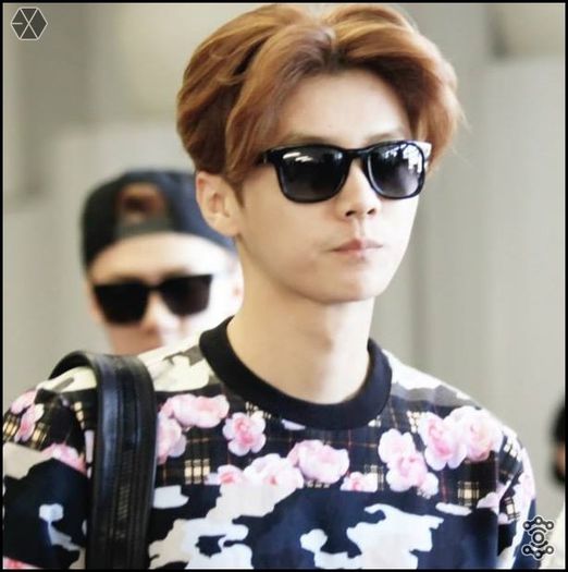 140405 Luhan @ Gimpo Airport Heading to Beijing.088