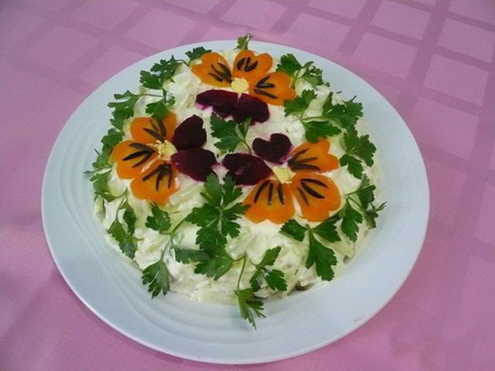 salata de "panselute"