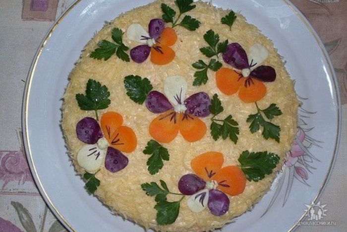 salata de "panselute"