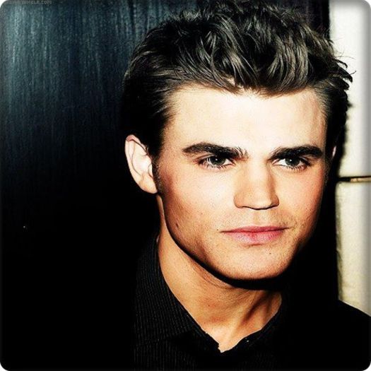 Ma fac ca n-am auzit asta :)) #caro CE?? L-AI MUSCAT PE FANEL? :o :( =))))) #D *Click; Morrr da maneaua aia=))))
