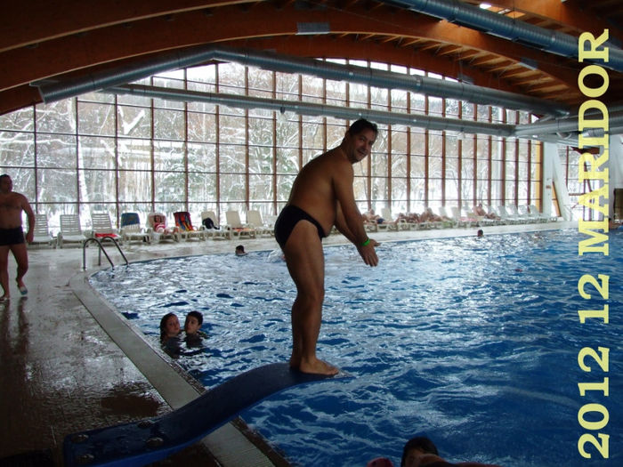 2012-12 Craciun Bucovina  (425) - 2012 12 Piscina G Humorului