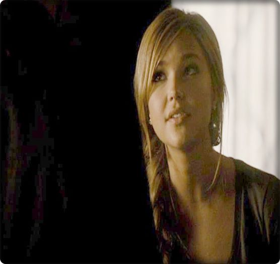 ▬ Eu foarte bine :)))))))) *se duce langa Stefan si Klaus* eu sunt blonda :)) - here - episode 10 - done