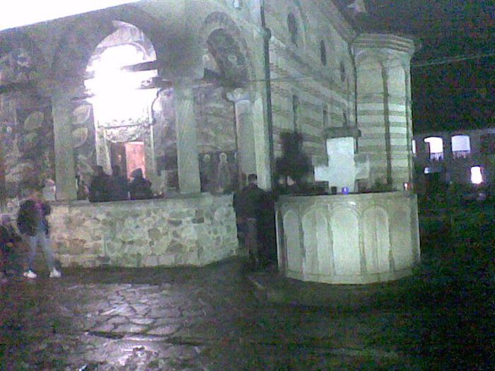 Imag1944 - caciulata 2014 aprilie