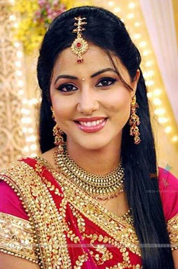 10007425_620664834689707_542511058_n - Hina Khan