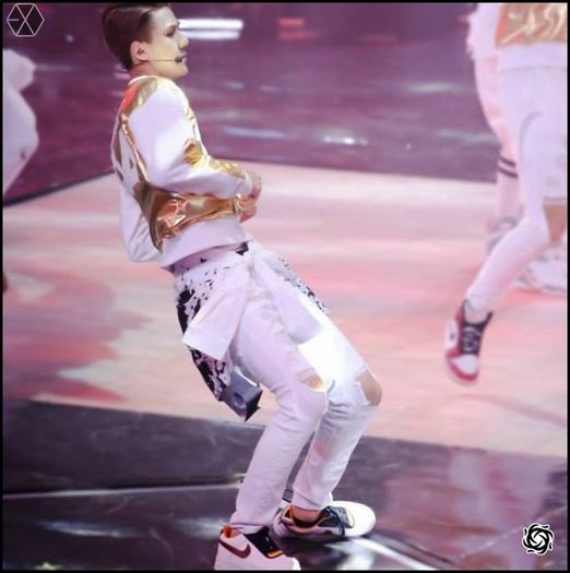 140406 Sehun @ Peace & Love & Friendship Charity Concert.43