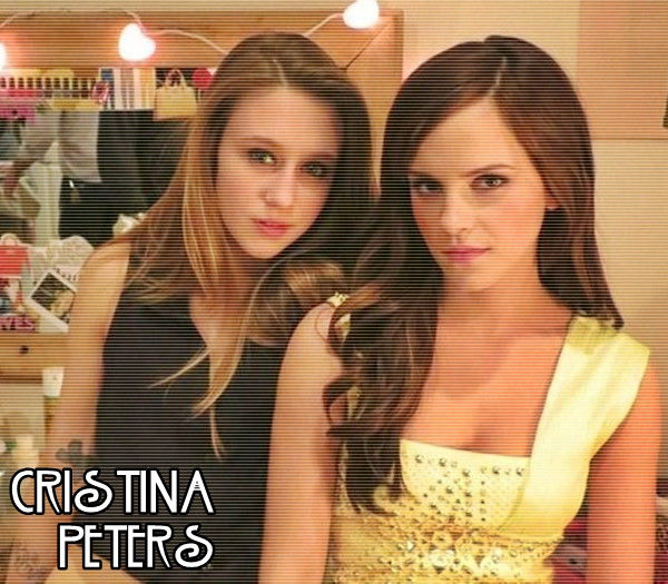 ♡ cσνєη ♡ *o dă cu capul de un perete* ai dreptate, e amuzant =))