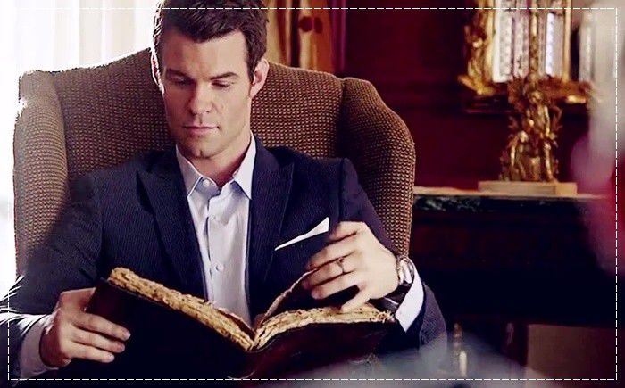 *isi pune casti in urechi si canta in timp ce citeste* We no speak americanooooo