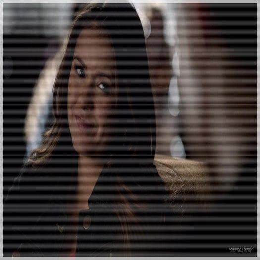 - Ati murit .. #se plimba prin casa .