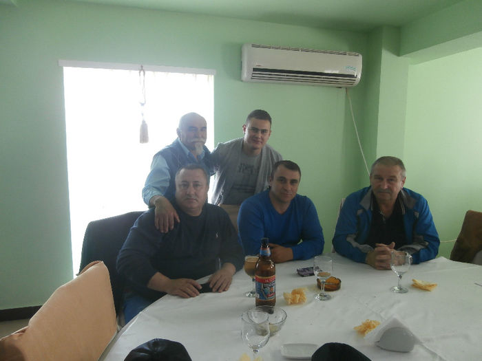 Gica Taranu- Eu- - Mircea Boamfa- Adrian Popescu - A- Prieteni Columbofili