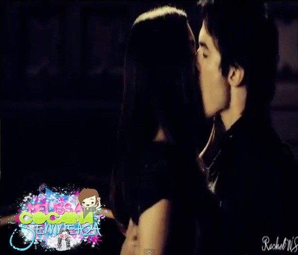 -   * te lipesc de mine , transformand sarutul incet intr-unul pasional*