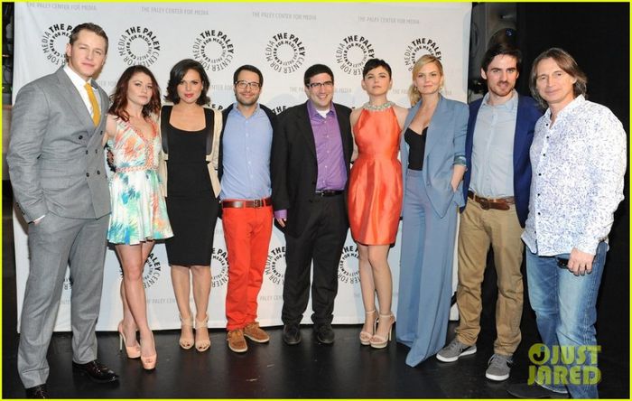 ginnifer-goodwin-once-upon-a-time-paleyfest-07 - Once Upon a Time
