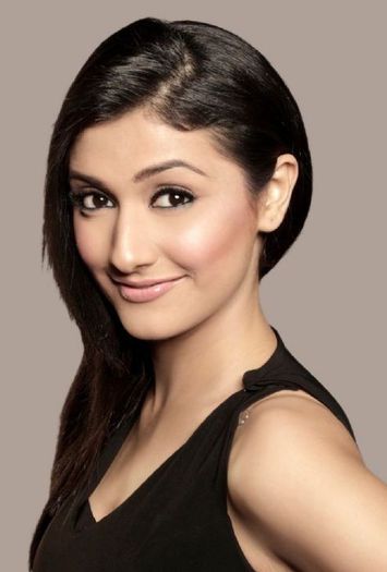 Ragini-Khanna-1 - POZE SUPER CU VEDETE INDIENE DUPA UN CONT CARE TOCMAI MI L-AM FACUT ACUM