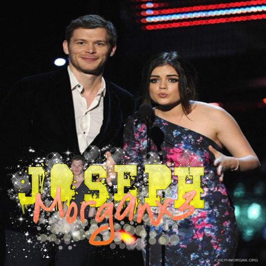 Show at People's Choice Awards - January 8, 2014