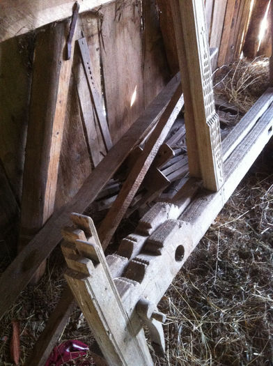 razboi de tesut foarte vechi