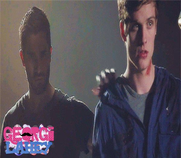 ♡♕_ mda ;-? # o ține strâns în brațe ;(. - here - episode 12 - done