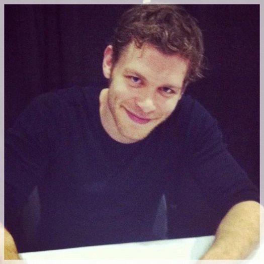 █ ▄→ heeeeeeiiiii ce faci? -hug davina- nu bre -hayley-