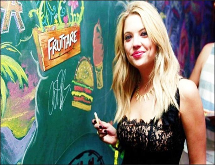 ┊^^ 1 Mai <333 5 1 14 - Be happy !