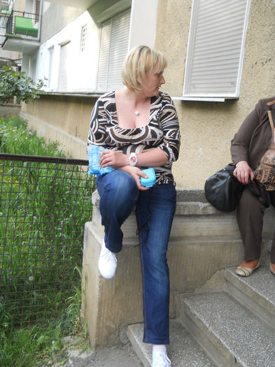 și mătușa Gabi...