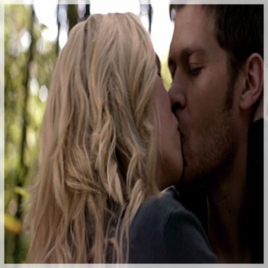 █ ▄→ -o sărută, n-o lasă, şi o şi pipăie pe fuuunduleţţ- =)))) - here - episode 14 - done