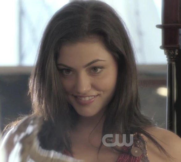 NB Stef, Sweet dreams! | *plimba degatul pe pieptul lui elijah*Te gadili? - here - episode 14 - done