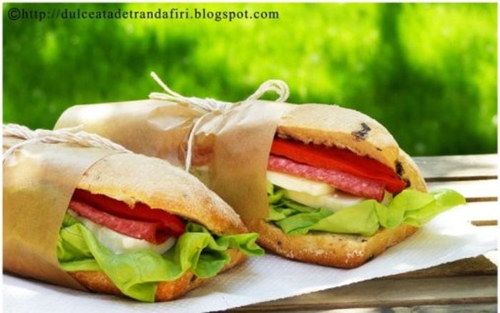 RANDUL 1 - ALEGE-TI RANDUL DORIT CU SANDWICH-SANDVIS