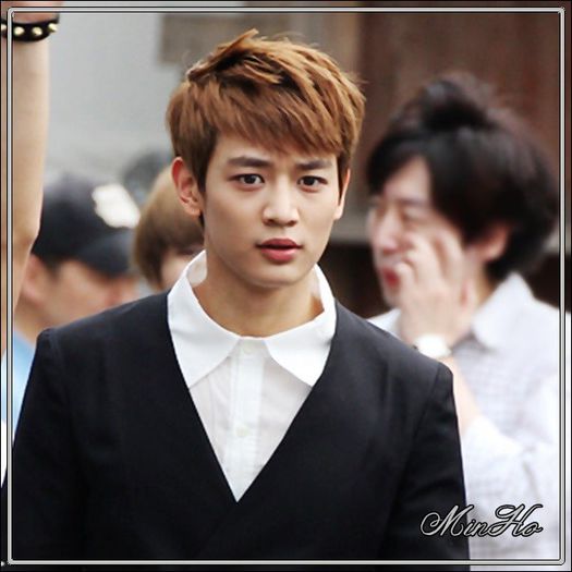 (Mh) .. :| ..Asta a durut. T.T :))