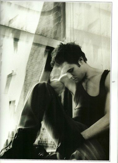 Se pare ca da :( *se tranteste pe canapea si se uita pe`acolo*