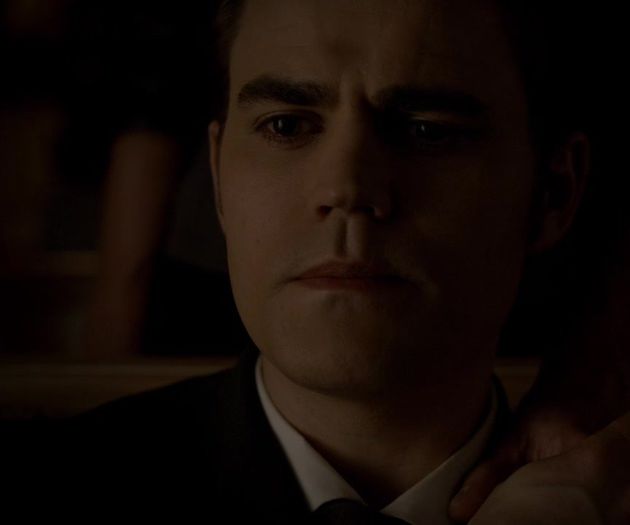 Dar eu il vreau pe Elijah !! ; Nu stiu ca ea nu mi-l da :( *arata cu degetu spre Hayley*