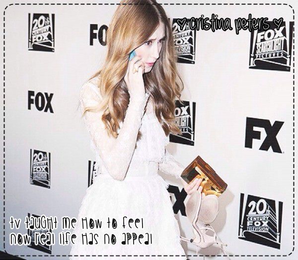 ♡ cσνєη ♡ *aruncă cu plăcintă în el* #stefan