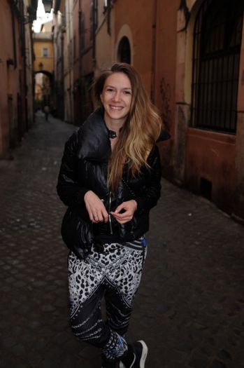 IMG_3575-682x1024 - Adela Elena Popescu
