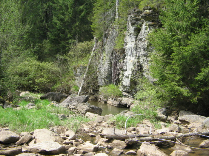 IMG_0127; Intrarea din amonte, în cheile Tătarului.
