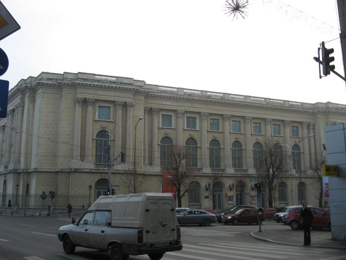 palatul regal -Cal. Victoriei