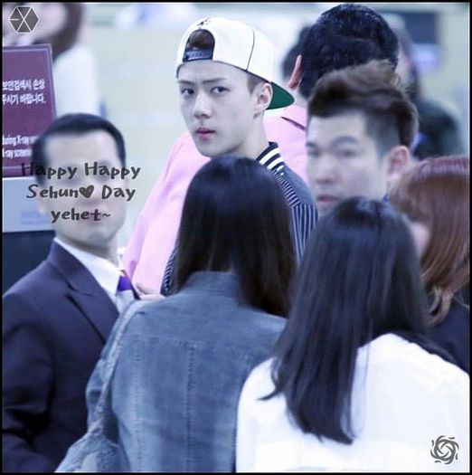 140410 Sehun @ Gimpo Airport - Haneda Airport.25 - exo - 140410 Sehun - Gimpo Airport - Haneda Airport