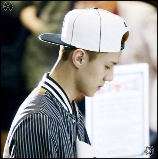 140410 Sehun @ Gimpo Airport - Haneda Airport.32 - exo - 140410 Sehun - Gimpo Airport - Haneda Airport