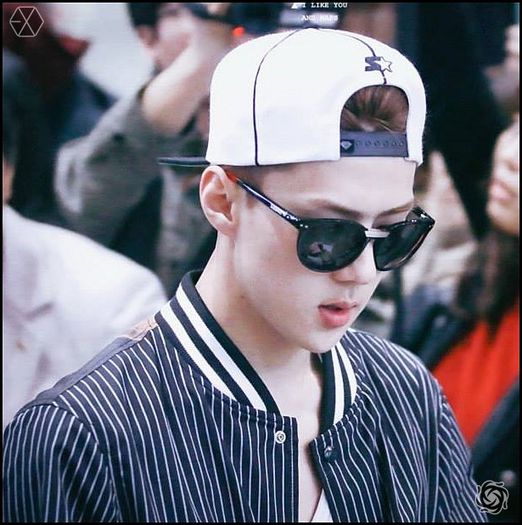 140410 Sehun @ Gimpo Airport - Haneda Airport.33