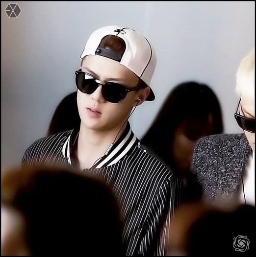 140410 Sehun @ Gimpo Airport - Haneda Airport.34 - exo - 140410 Sehun - Gimpo Airport - Haneda Airport