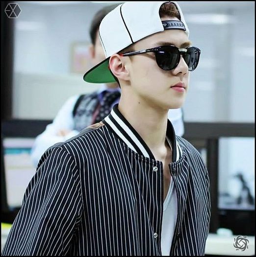 140410 Sehun @ Gimpo Airport - Haneda Airport.38 - exo - 140410 Sehun - Gimpo Airport - Haneda Airport