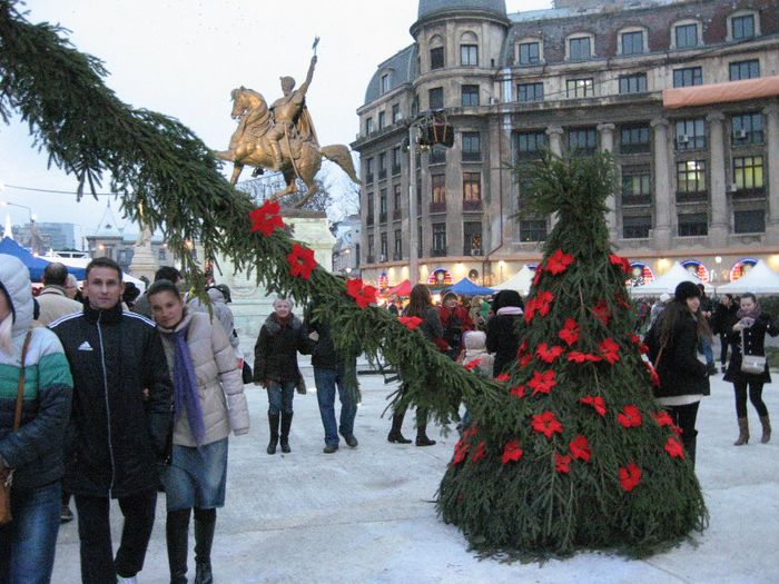 voi continua cu 2013 imagini din Bucuresti - daca nu il iubiti macar sa il cunoasteti - Bucuresti album 10 2012 evenimente si obiective de vazut