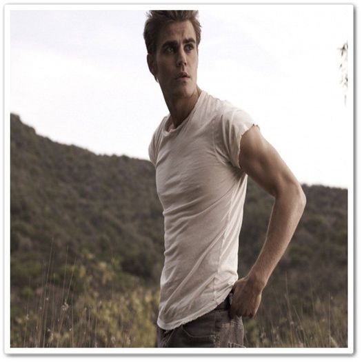 Ce te uiti asa la burtoiu meu? #damon