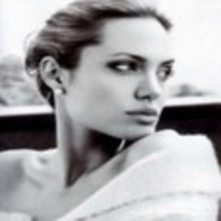 avatare_vedete_346[1] - Angelina Jolie