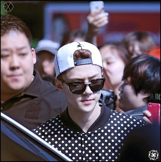 140414 Sehun @ Haneda Airport - Gimpo Airport.17