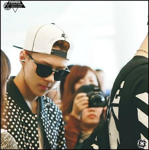 140414 Sehun @ Haneda Airport - Gimpo Airport.30