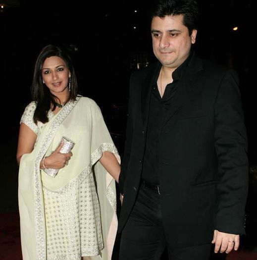 223337_534717216542546_1328439923_n