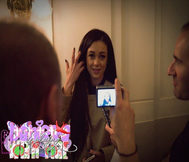 ┊deɴιι┊eu . :(( mâine dau teza la română uby.  =(((